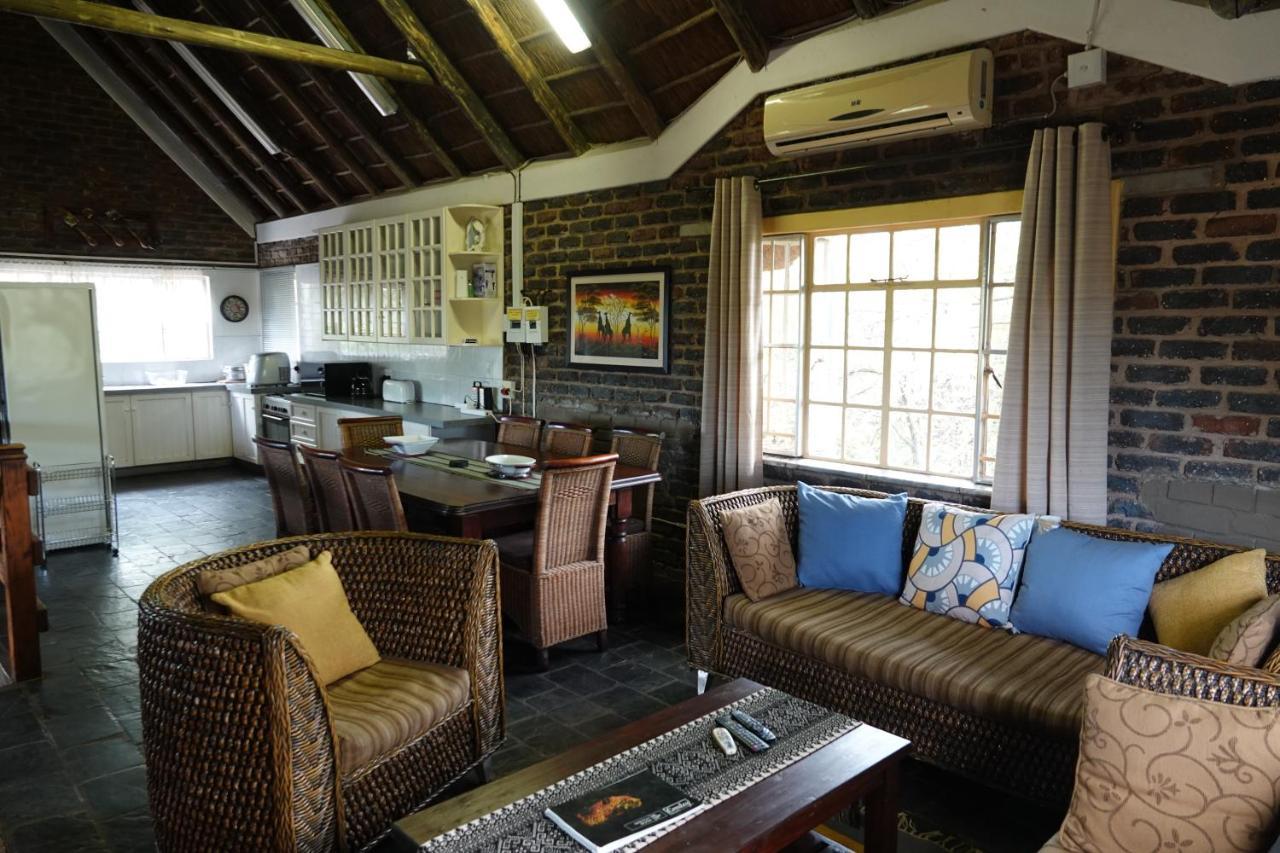 Marloth Park Hippo House Vila Exterior foto